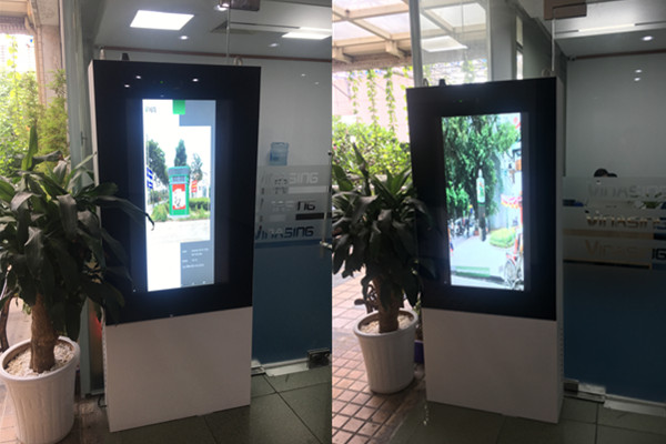 越南43寸戶外觸控一體機(jī)