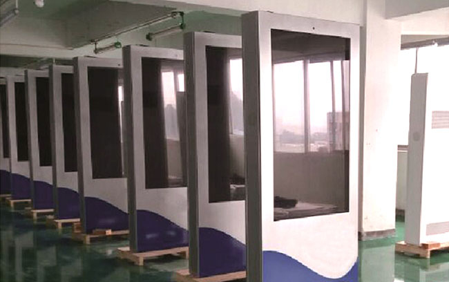 多久需要更新一次戶外觸摸一體機(jī)的播放內(nèi)容新產品？