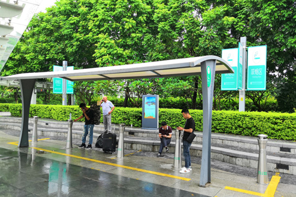 深圳落地式戶(hù)外廣告屏