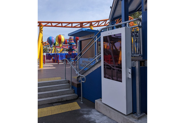 澳大利亞戶外觸摸電子顯示屏